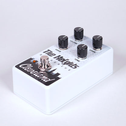 Side view of the Cleveland Music Co. The Heights Dynadrive
