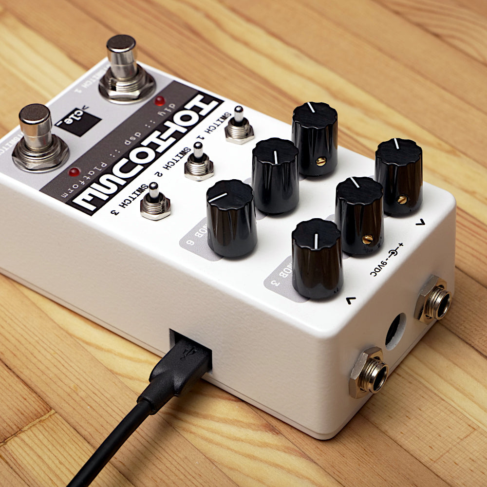 USB cutout view of the Cleveland Music Co. Hothouse Pedal Kit