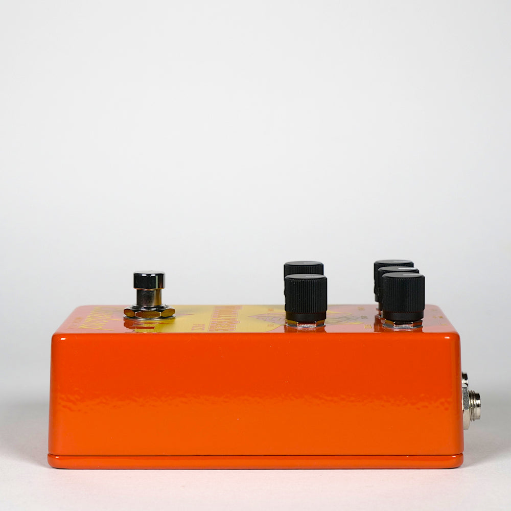 Side view of the Cleveland Music Co. Woollybear Fuzz